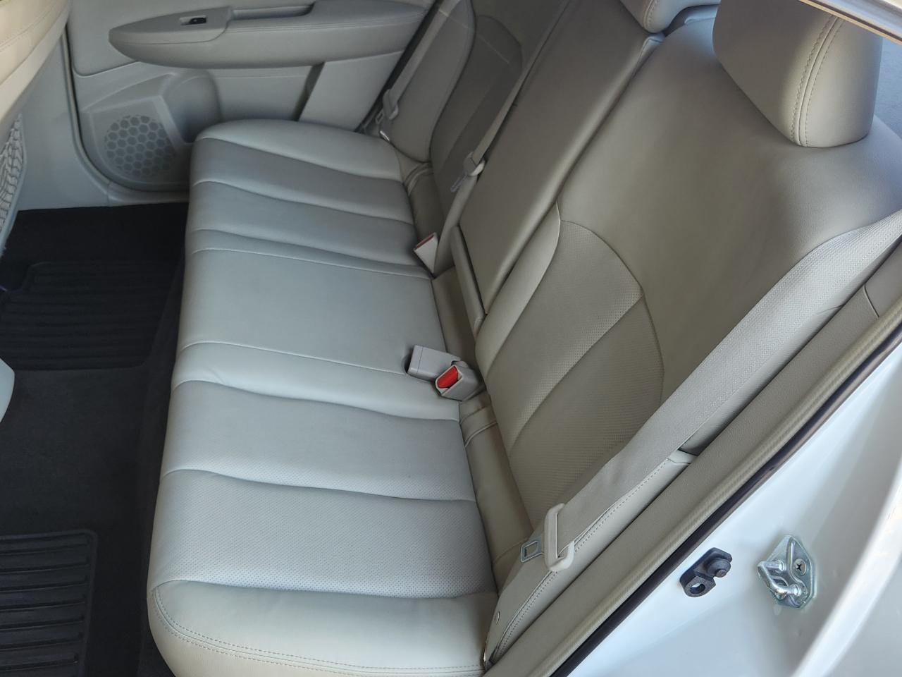 Subaru Legacy 4dr Sdn H4 Auto 2.5i Limited 2013