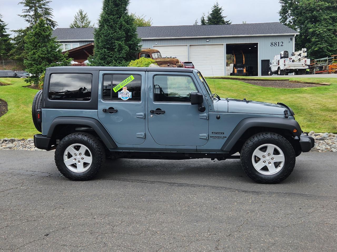 Jeep Wrangler Unlimited 4WD 4dr Sport 2014
