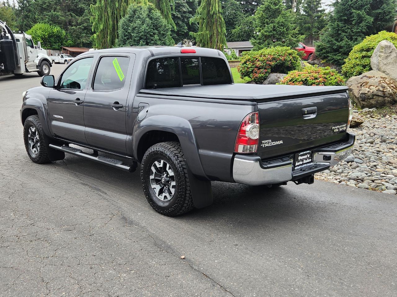 Toyota Tacoma 2WD Double Cab V6 AT PreRunner (Natl) 2015