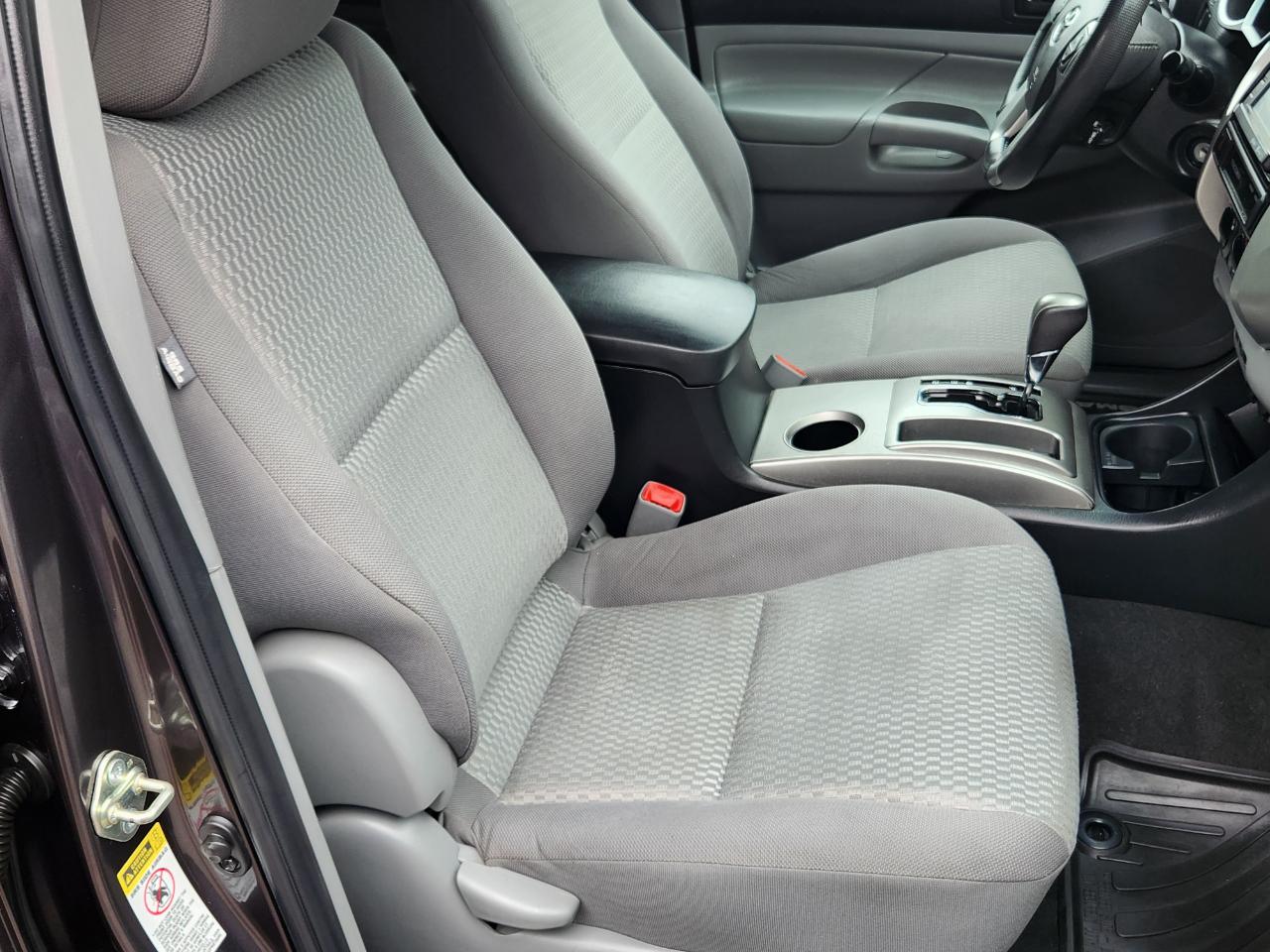 Toyota Tacoma 2WD Double Cab V6 AT PreRunner (Natl) 2015