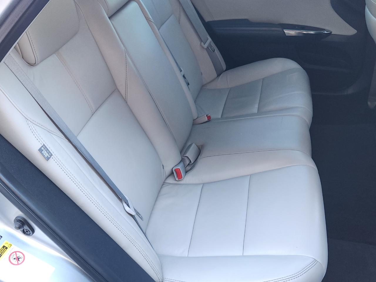 Toyota Avalon 4dr Sdn XLE Touring (Natl) 2015