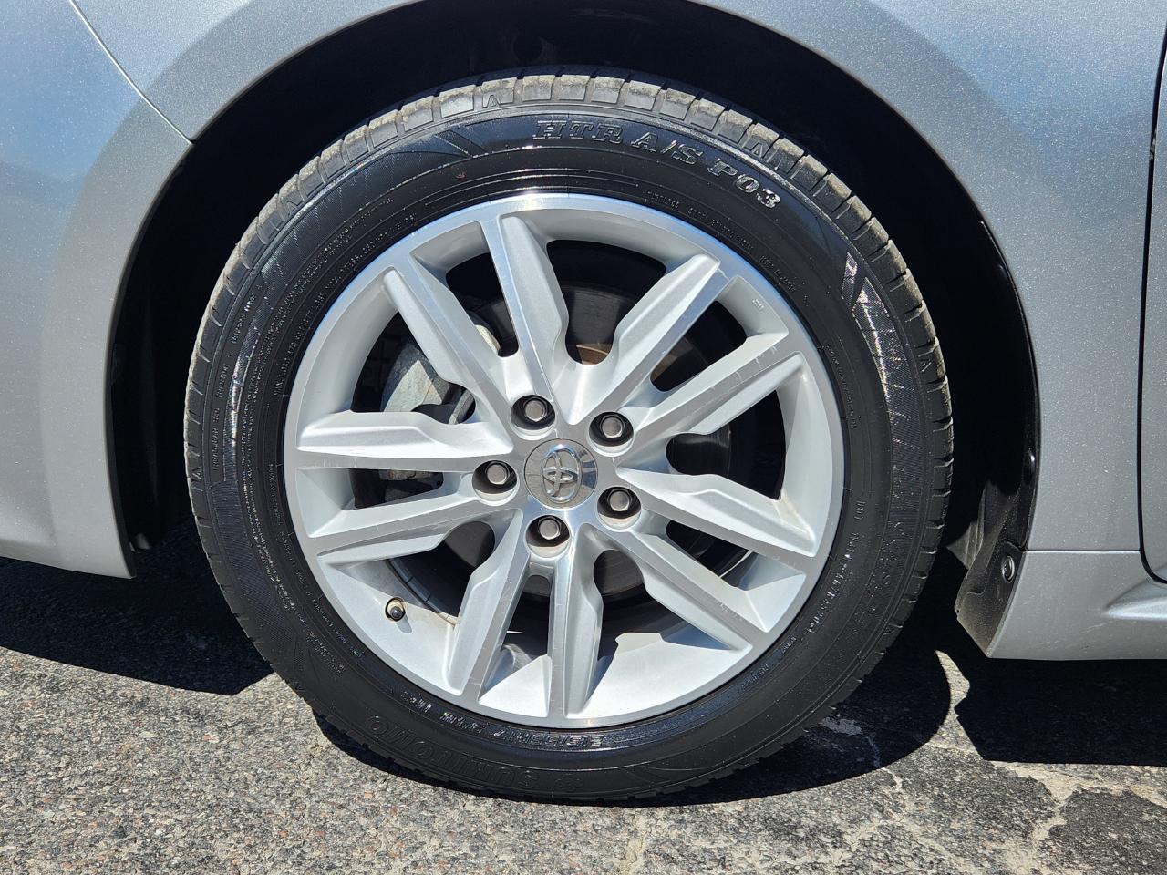 Toyota Avalon 4dr Sdn XLE Touring (Natl) 2015