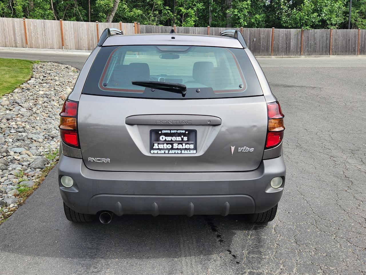 Pontiac Vibe 4dr HB 2004