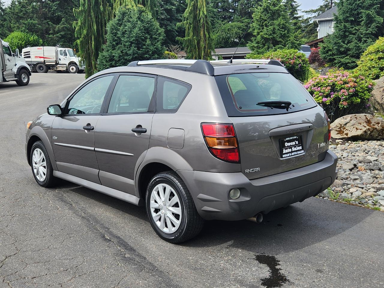Pontiac Vibe 4dr HB 2004