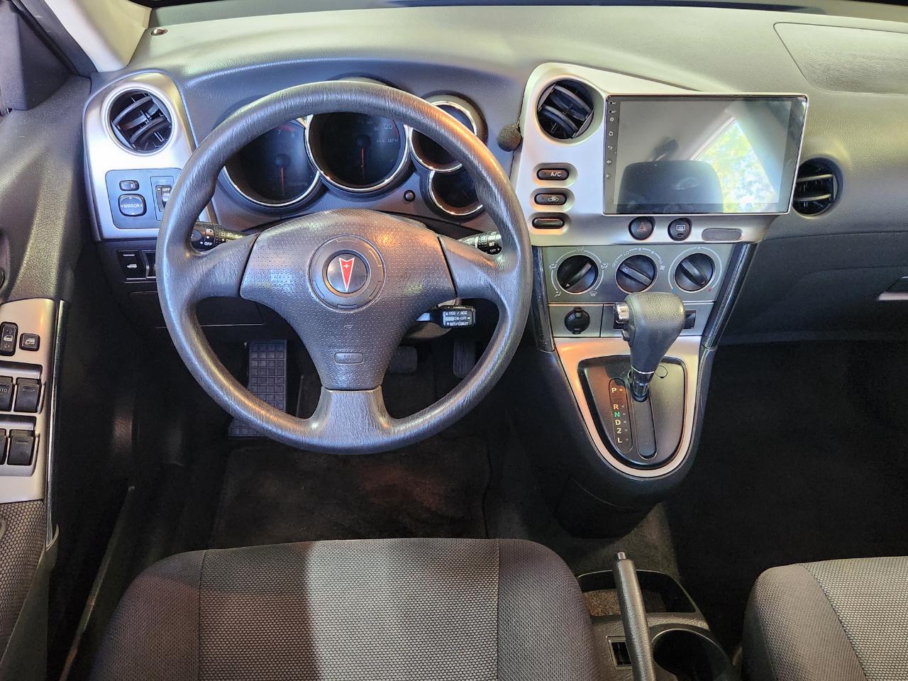 Pontiac Vibe 4dr HB 2004