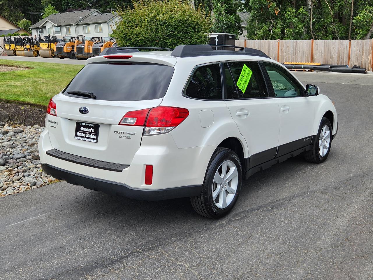 Subaru Outback 4dr Wgn H4 Auto 2.5i Premium 2013