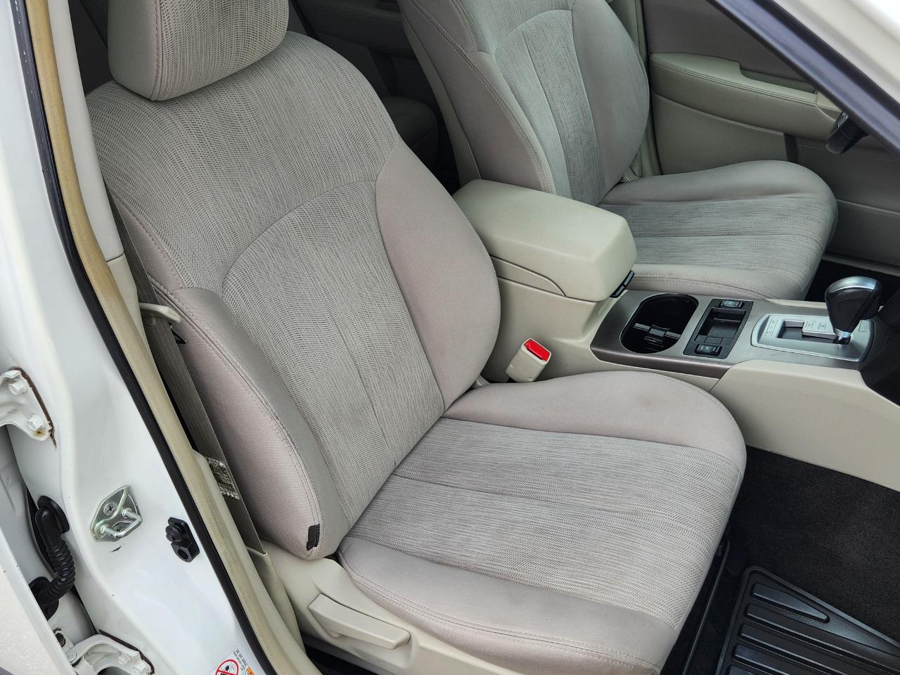 Subaru Outback 4dr Wgn H4 Auto 2.5i Premium 2013