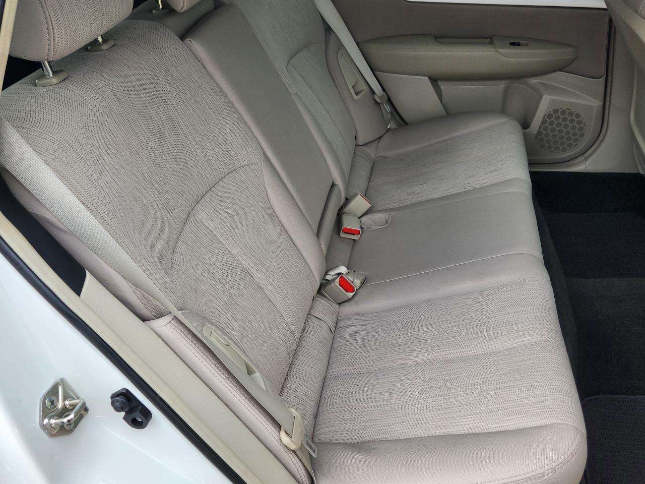 Subaru Outback 4dr Wgn H4 Auto 2.5i Premium 2013