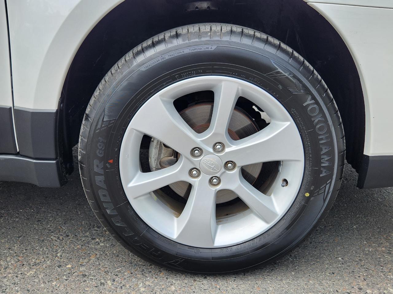 Subaru Outback 4dr Wgn H4 Auto 2.5i Premium 2013