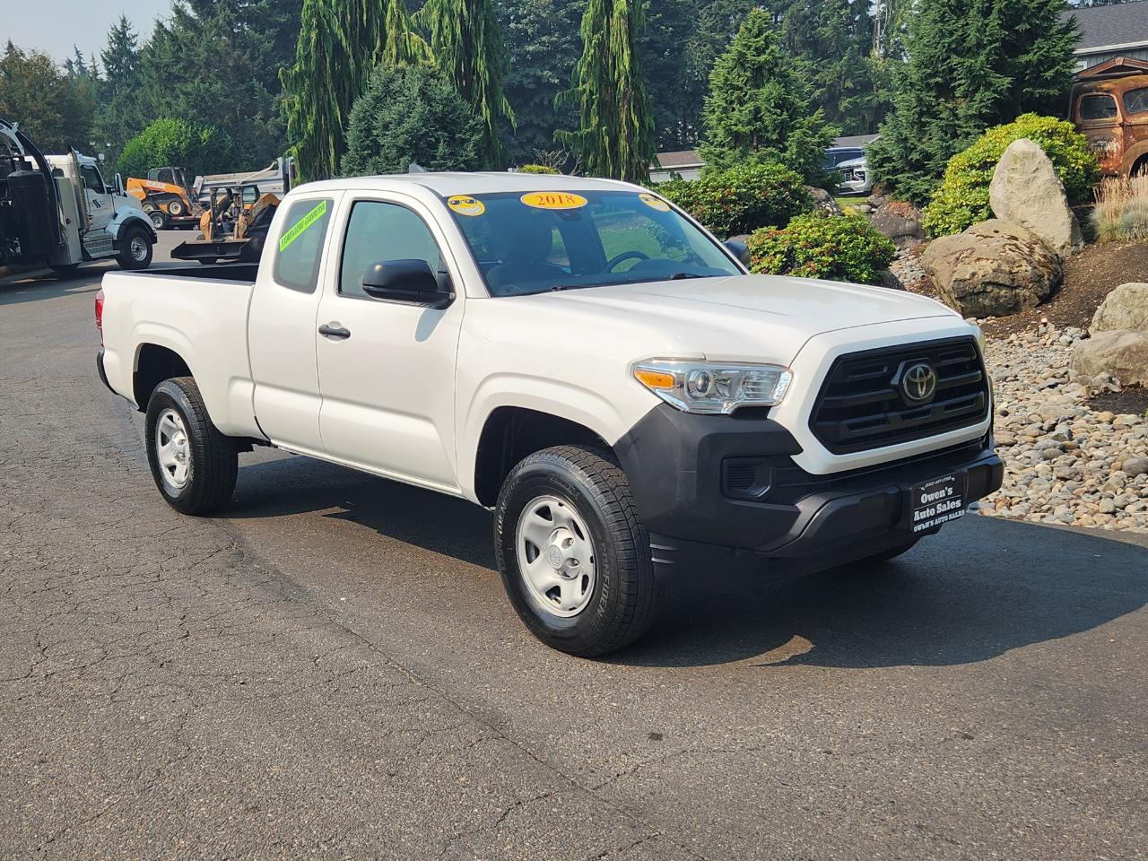 Toyota Tacoma SR Access Cab 6' Bed I4 4x2 AT (Natl) 2018