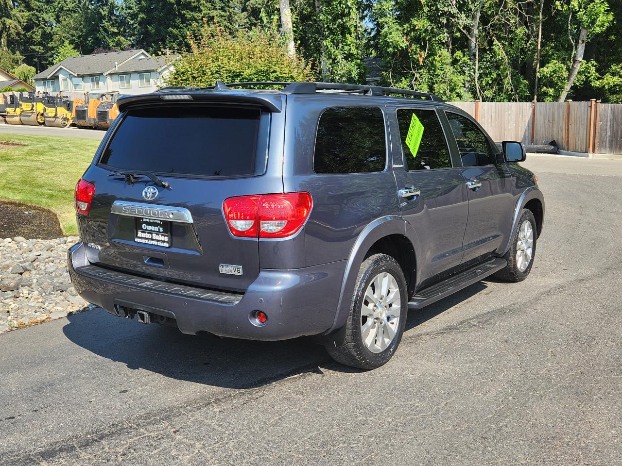 Toyota Sequoia RWD 5.7L Limited (Natl) 2010