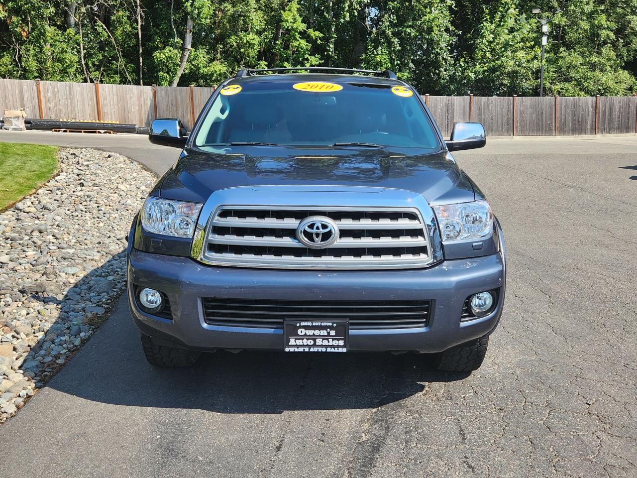 Toyota Sequoia RWD 5.7L Limited (Natl) 2010