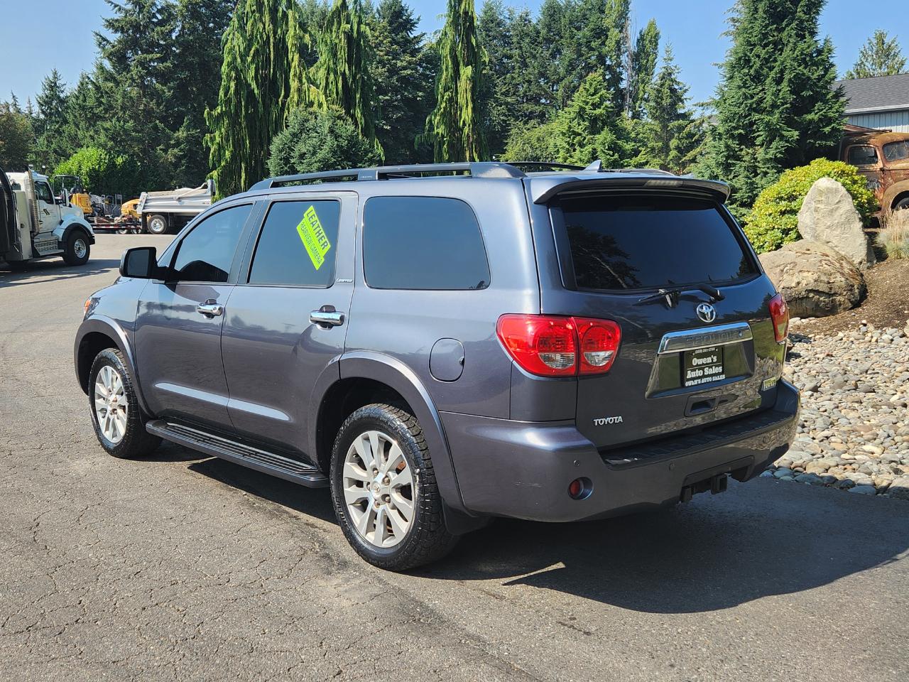 Toyota Sequoia RWD 5.7L Limited (Natl) 2010