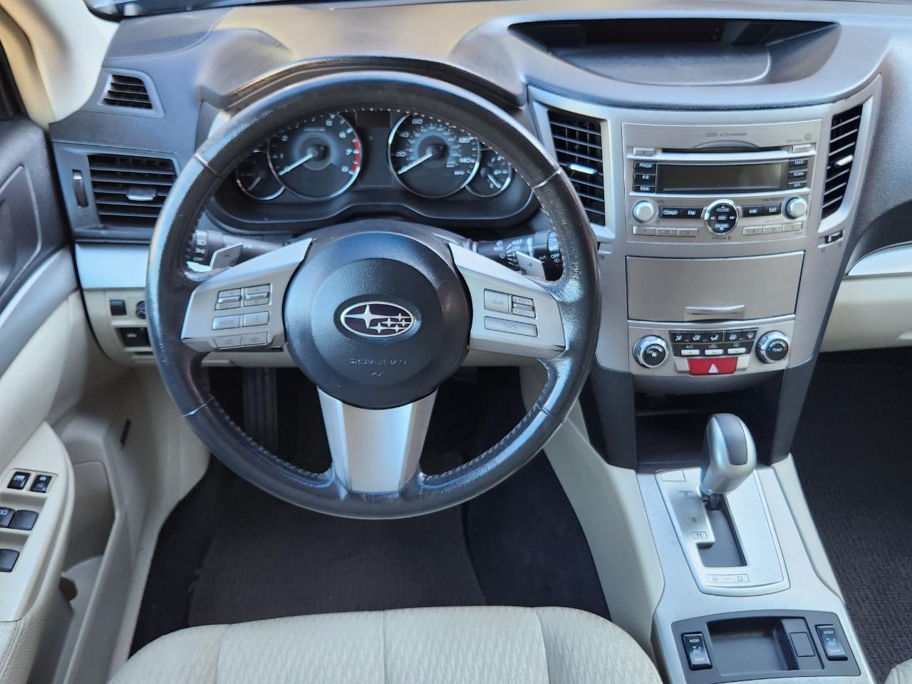 Subaru Outback 4dr Wgn H4 Auto 2.5i Prem All-Weather/HK Aud 2010
