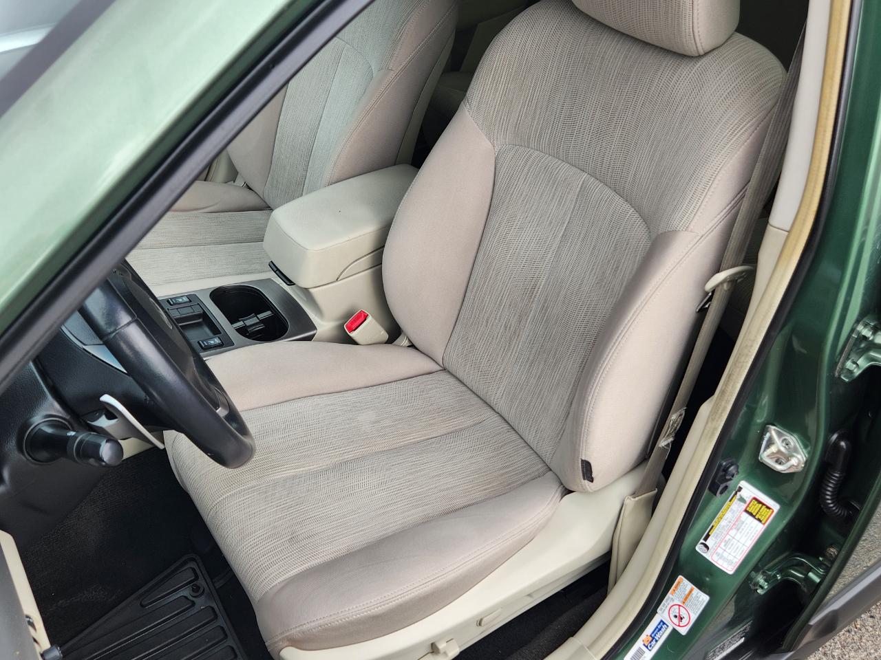 Subaru Outback 4dr Wgn H4 Auto 2.5i Premium 2014