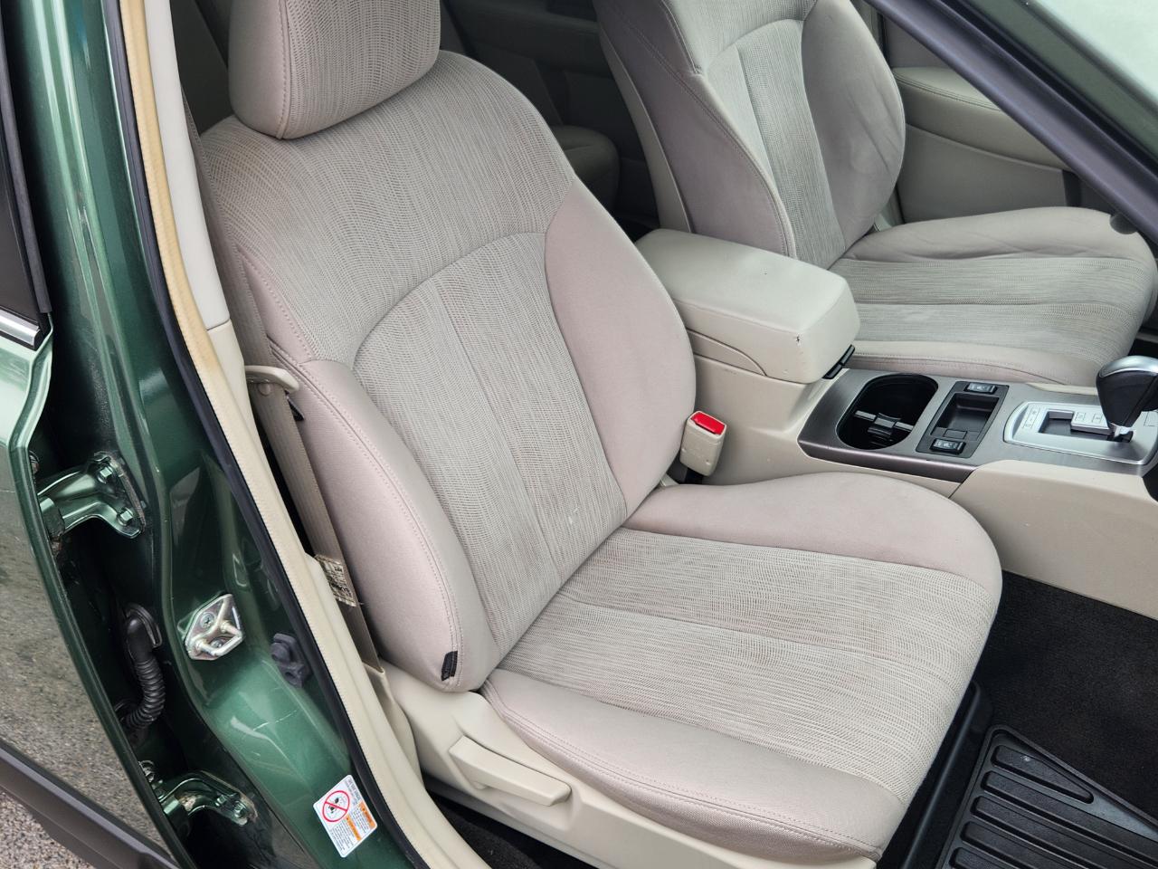 Subaru Outback 4dr Wgn H4 Auto 2.5i Premium 2014
