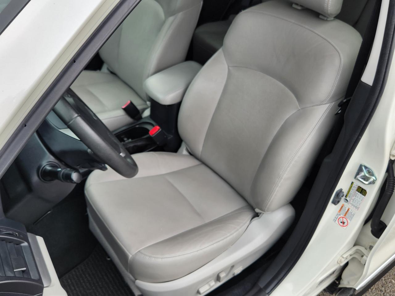 Subaru Forester 4dr CVT 2.5i Touring PZEV 2015