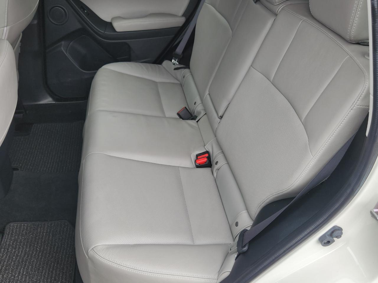 Subaru Forester 4dr CVT 2.5i Touring PZEV 2015