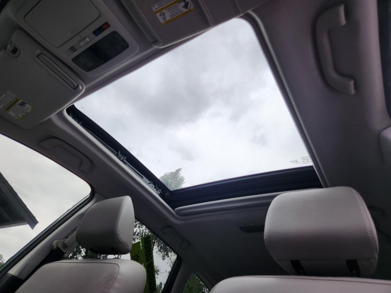 Subaru Forester 4dr CVT 2.5i Limited PZEV 2016