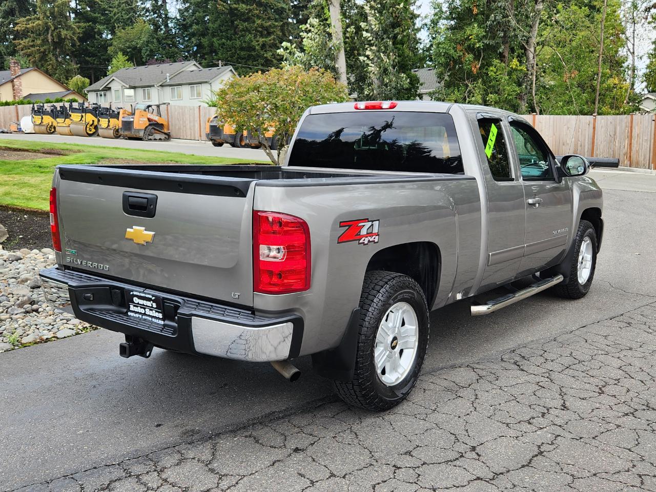 Chevrolet Silverado 1500 4WD Ext Cab 143.5" LT 2012
