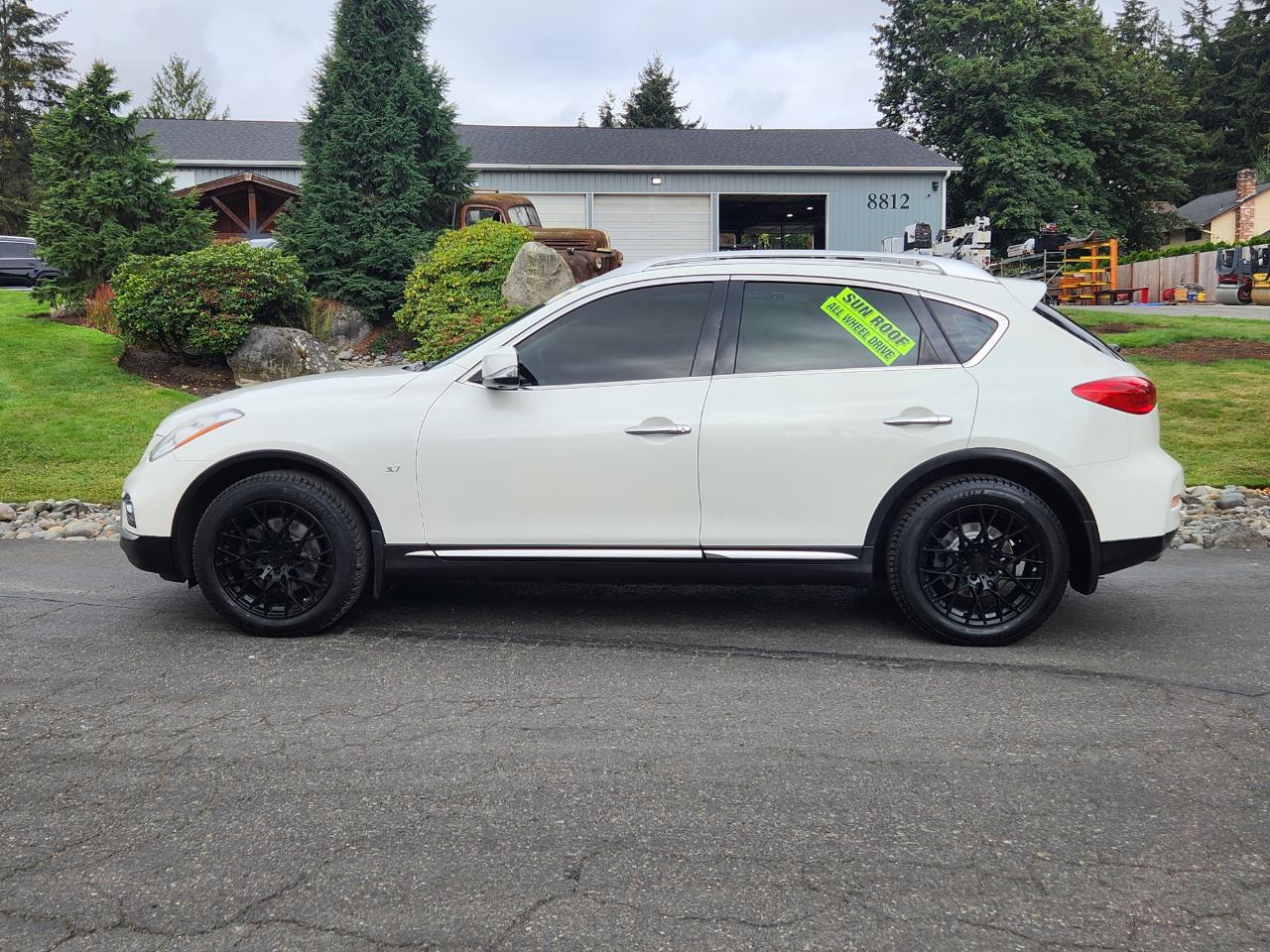 Infiniti QX50 AWD 2017