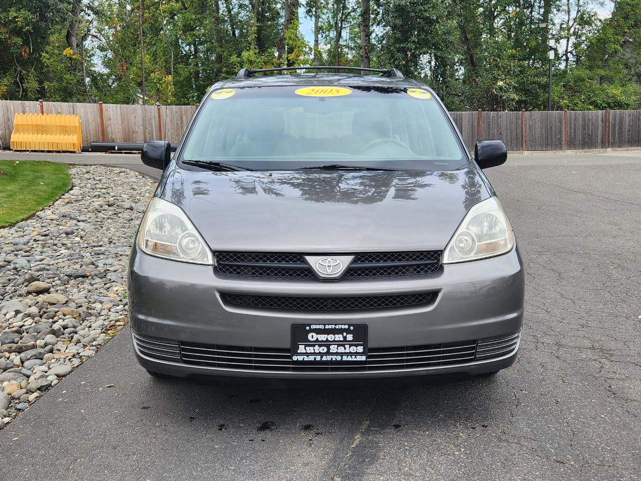 Toyota Sienna 5dr CE FWD 7-Passenger (Natl) 2005
