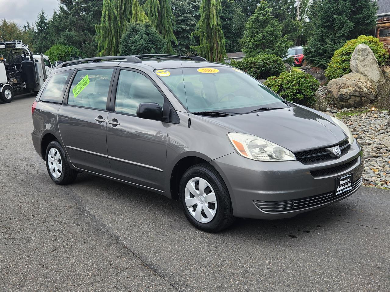 Toyota Sienna 5dr CE FWD 7-Passenger (Natl) 2005