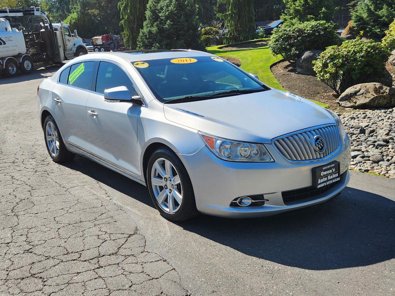 Buick LaCrosse 4dr Sdn CXL FWD 2011