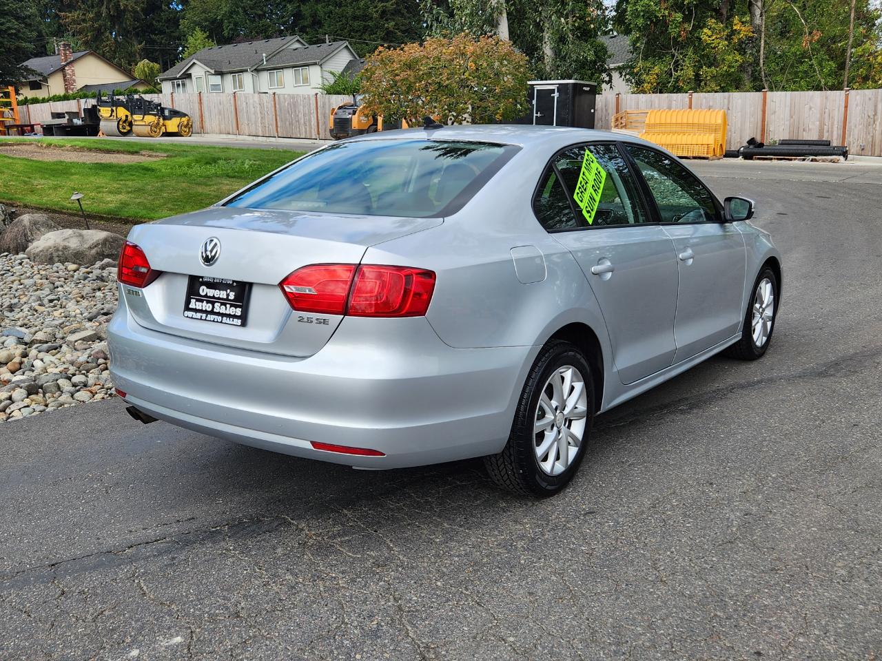 Volkswagen Jetta Sedan 4dr Auto SE PZEV 2012