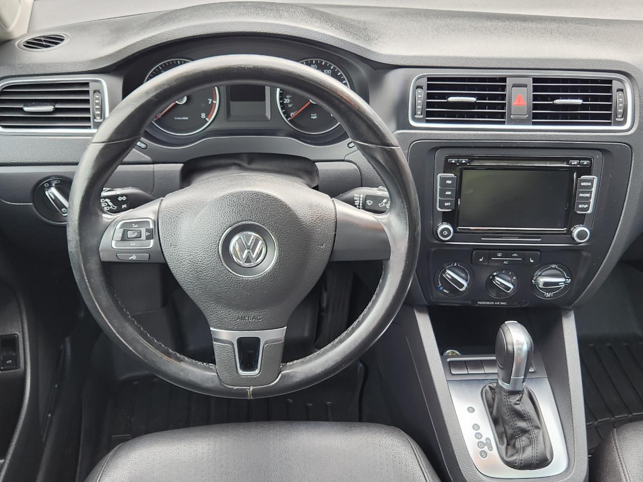 Volkswagen Jetta Sedan 4dr Auto SE PZEV 2012