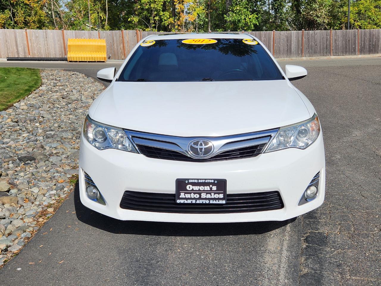 Toyota Camry 4dr Sdn I4 Auto XLE (Natl) 2012