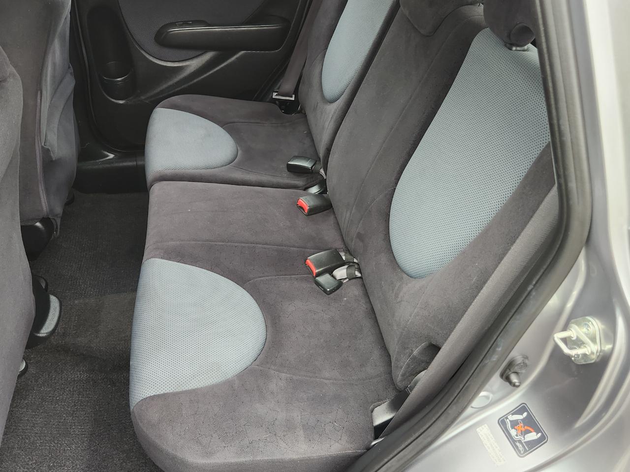 Honda Fit 5dr HB Auto Sport 2008