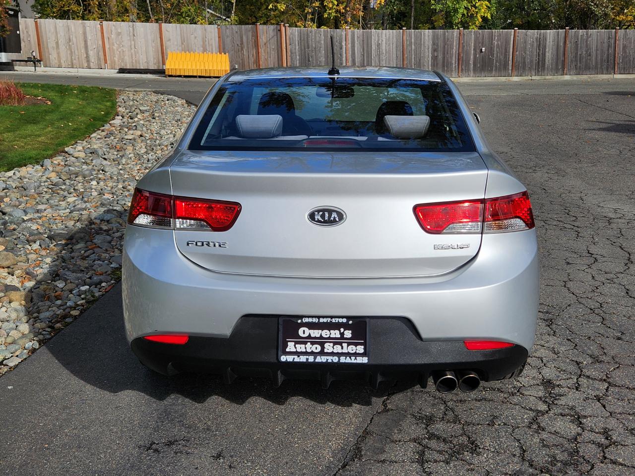 Kia Forte Koup 2dr Cpe Auto EX 2011