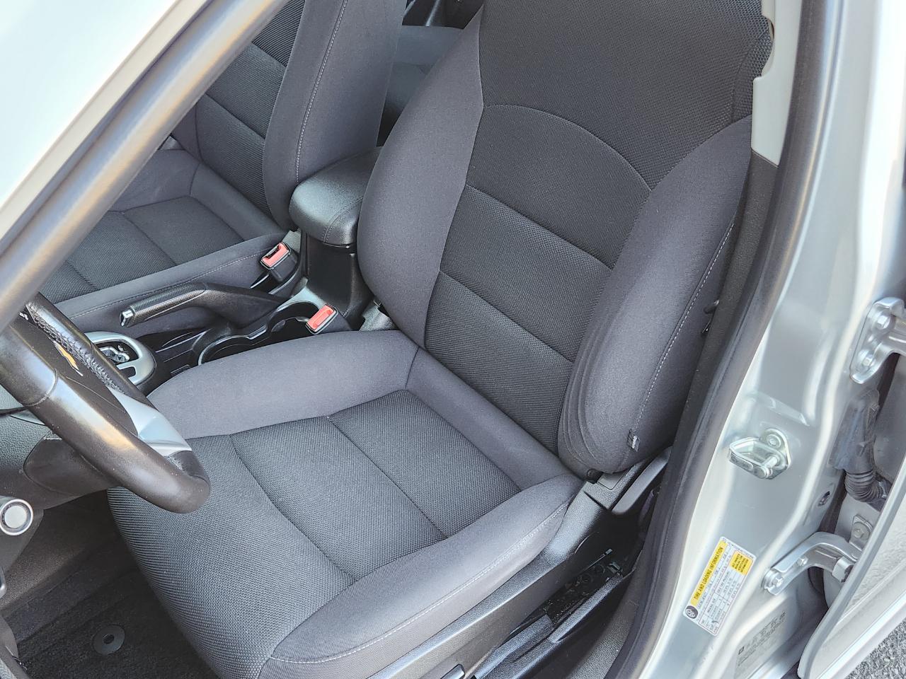 Chevrolet Cruze 4dr Sdn Auto 1LT 2013
