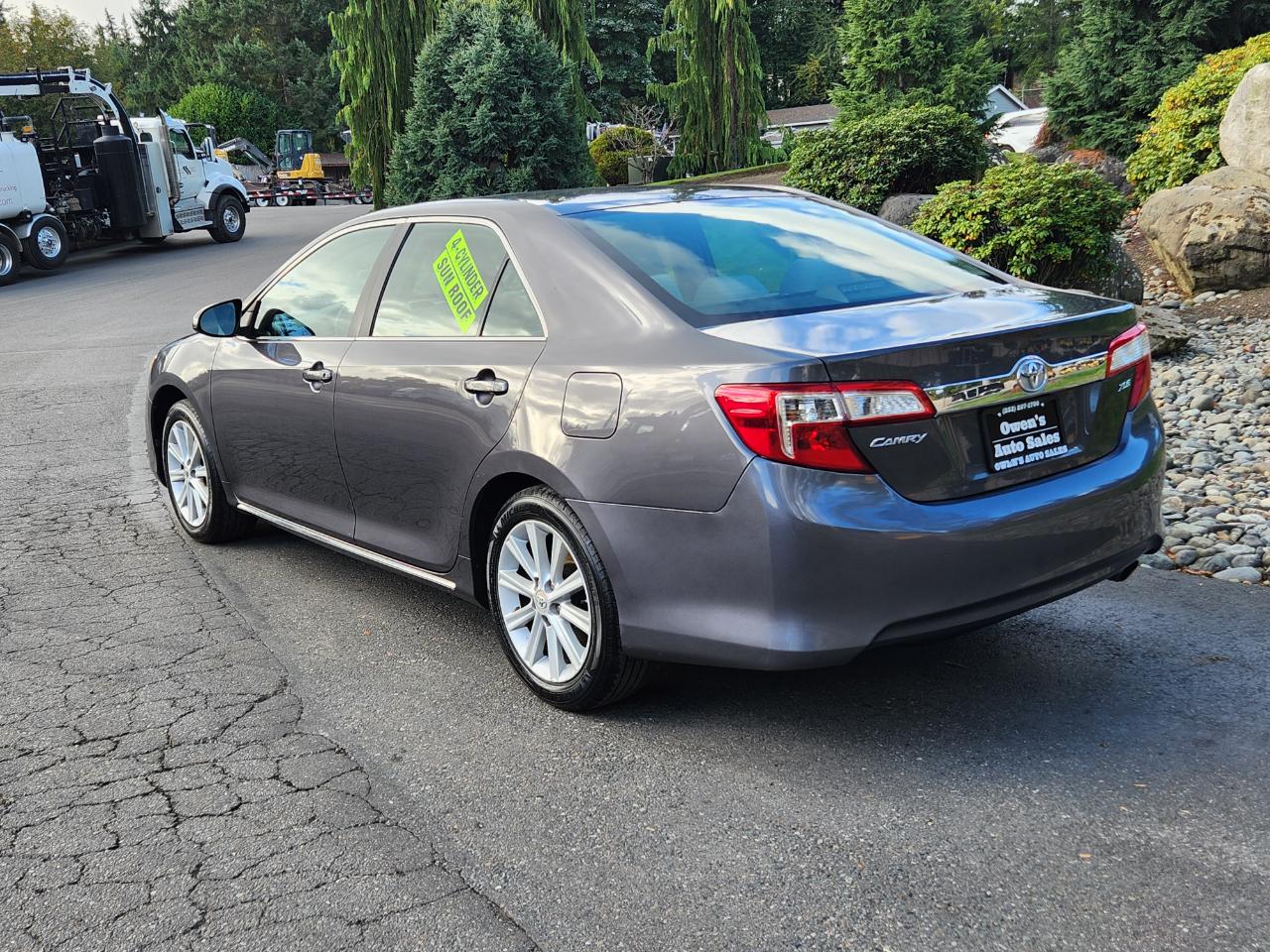 Toyota Camry 4dr Sdn I4 Auto XLE (Natl) 2012