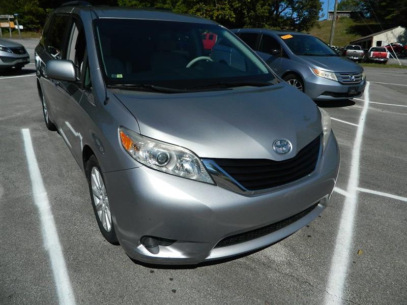 2012 Toyota Sienna LE AWD 7-Passenger V6