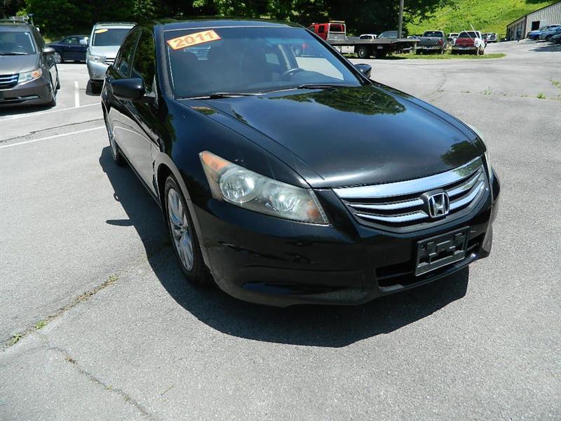 2011 Honda Accord EX Auto's photo