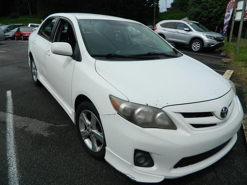 2011 Toyota Corolla S 4-Speed AT