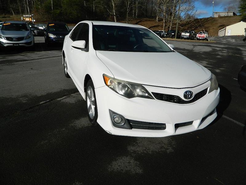 2012 Toyota Camry SE