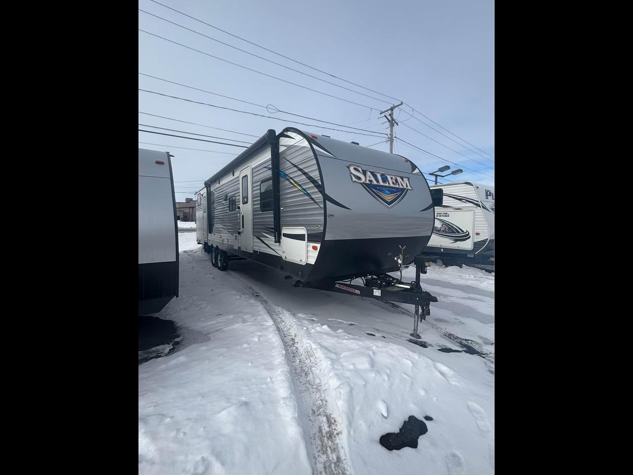 2019 Forest River Salem 32BHDS