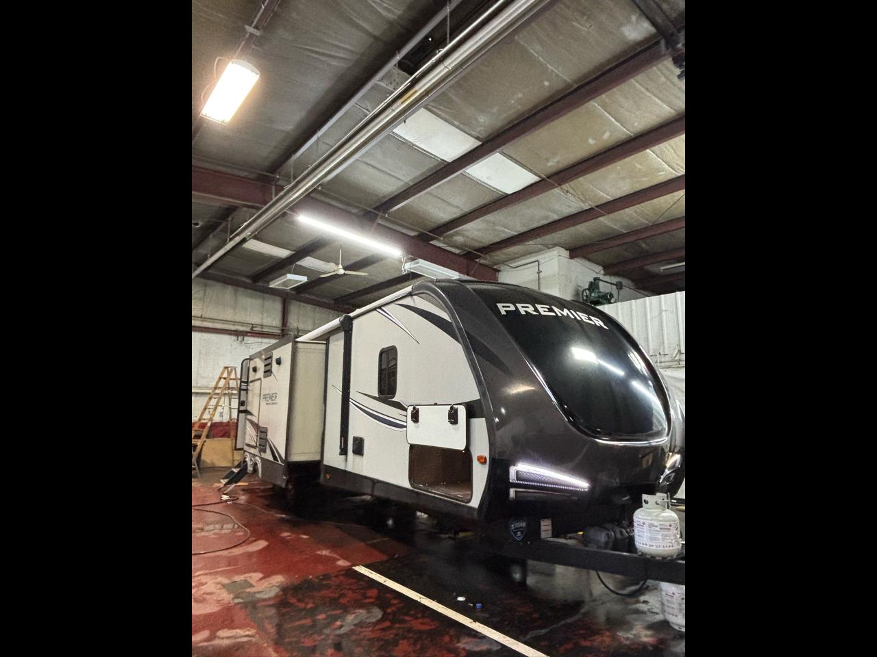 2020 Keystone RV Premier 34BIPR