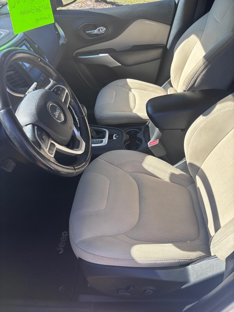 Jeep Cherokee Latitude FWD 2017