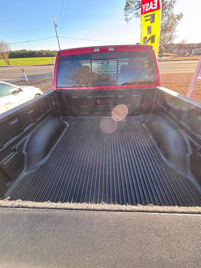 RAM 1500 SLT Crew Cab 4WD 2012