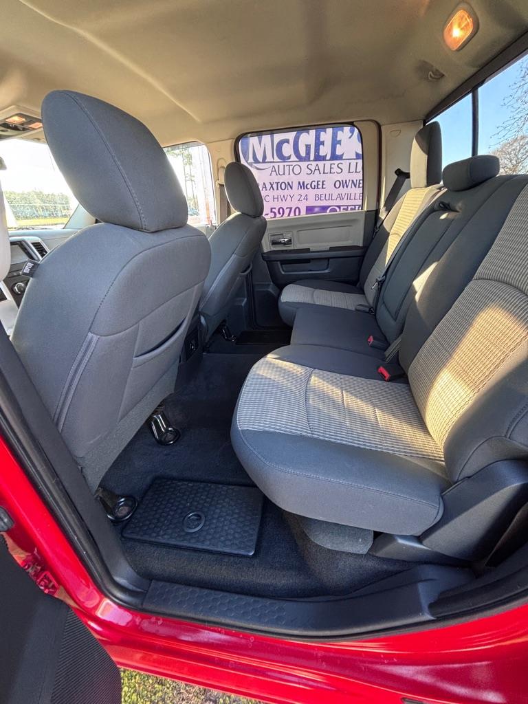 RAM 1500 SLT Crew Cab 4WD 2012