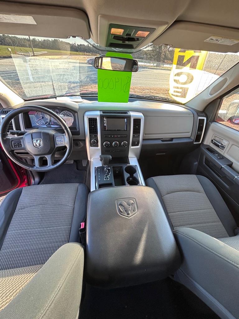 RAM 1500 SLT Crew Cab 4WD 2012