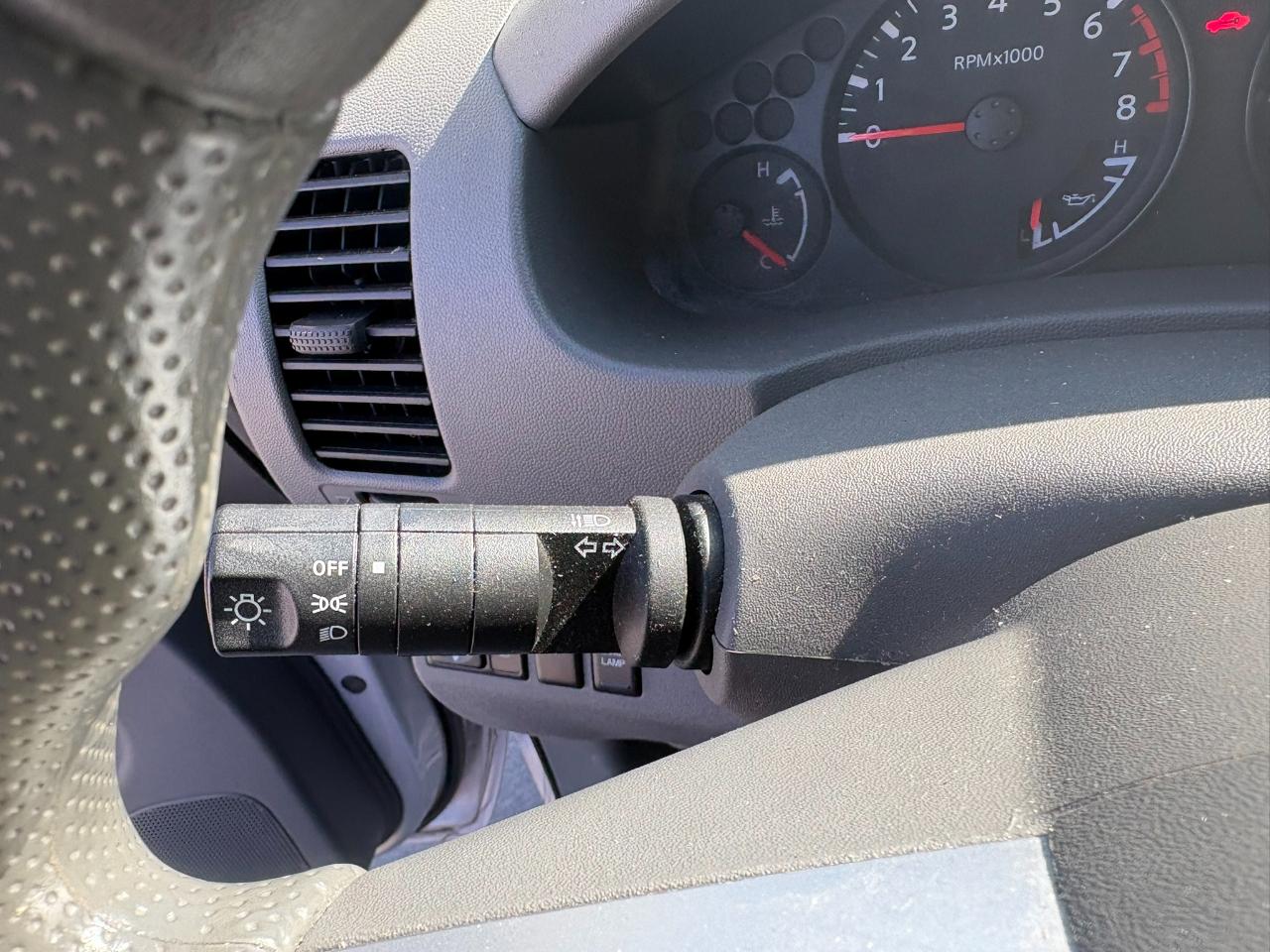 Nissan Frontier 2WD Crew Cab SWB Auto SV 2016