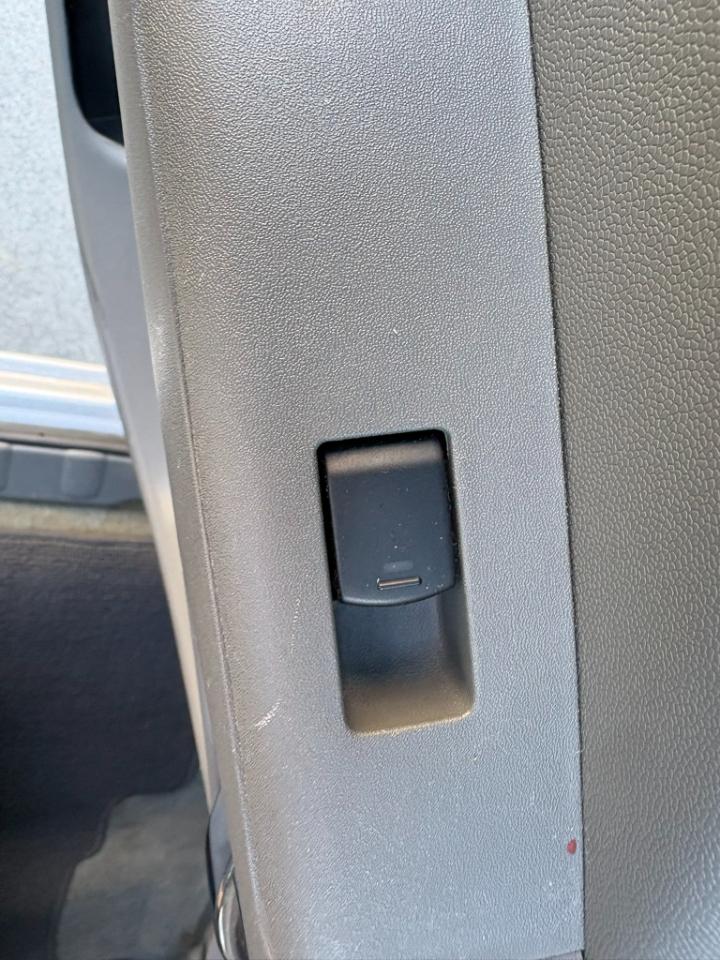 Nissan Frontier 2WD Crew Cab SWB Auto SV 2016