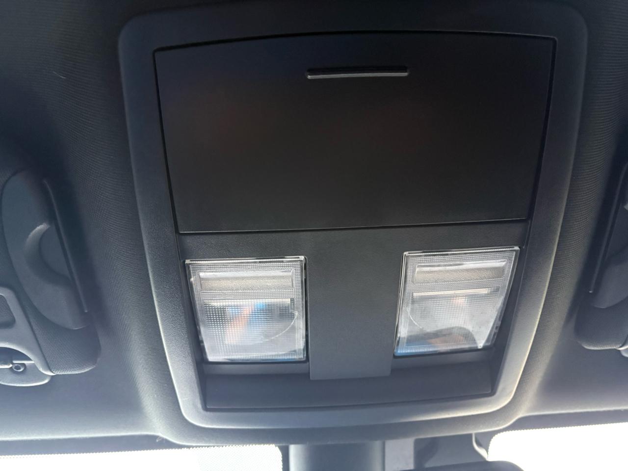 Dodge Challenger 2dr Cpe SXT 2016