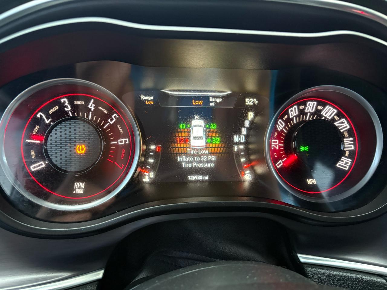 Dodge Challenger 2dr Cpe SXT 2016