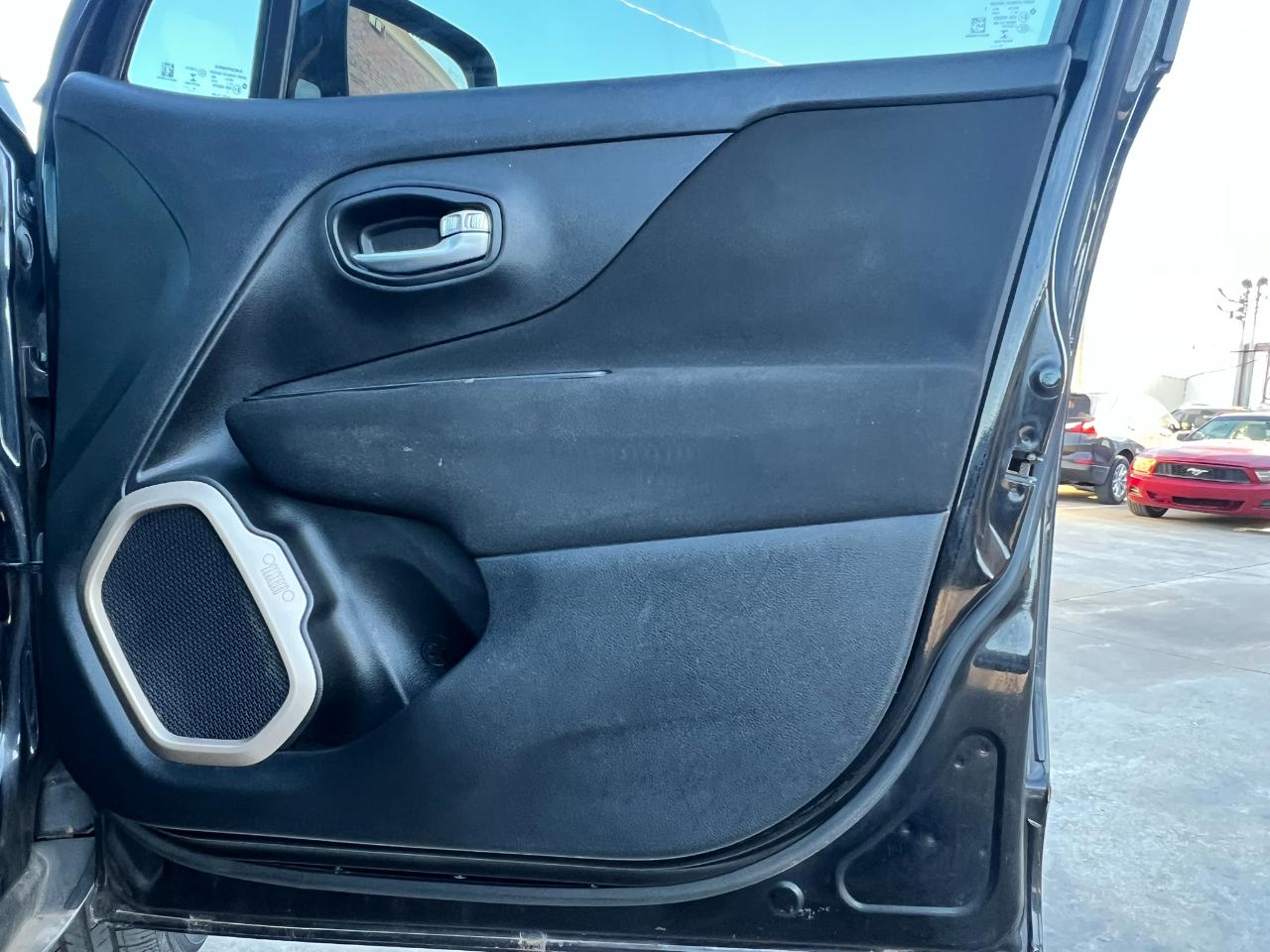 Jeep Renegade 4WD 4dr Latitude 2016